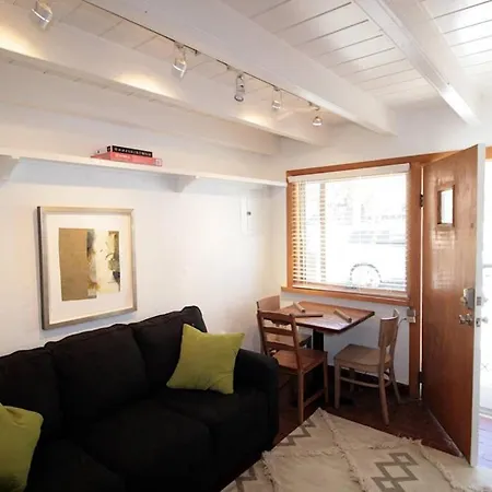 Galisteo Getaway - Courtyard - Near Railyard Holiday home Santa Fe